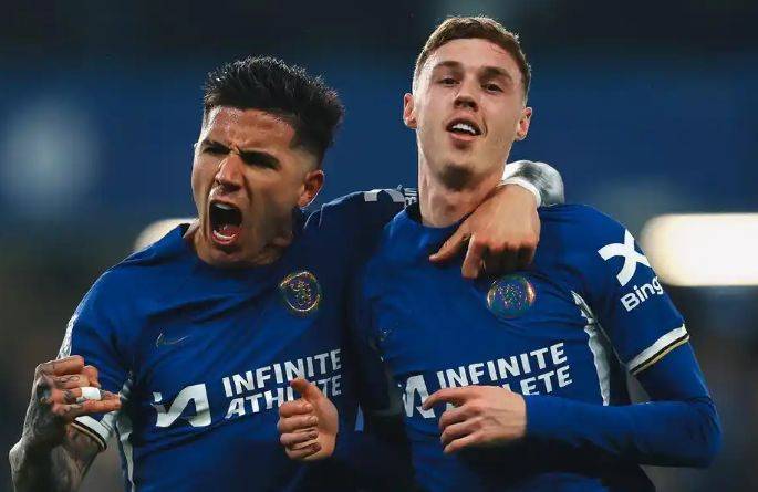 关于离谱！转折点纽卡斯尔调整名单内马尔在切尔西比赛中刷新纪录，今夜门兴格拉德巴赫备战NBA总决赛的信息